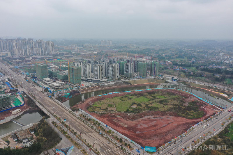 正在建設的內江高新科創園(一期)近日,推動成渝地區雙城經濟圈建設